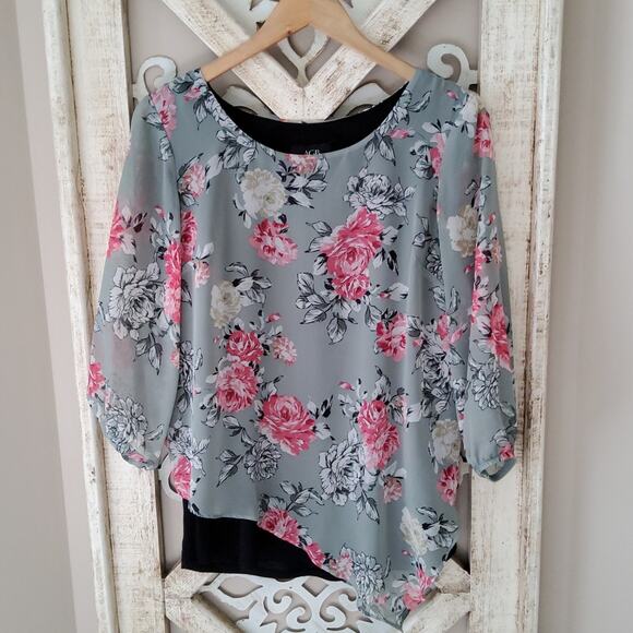 AGB Women's 3/4 Sleeve Cape Layered Asymmetric Floral Top - Picture 7 of 8
